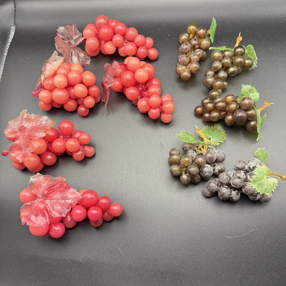LOT of 10Vintage MCM Retro Soft Rubber Artificial Grape Clusters Purple Pink